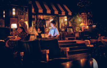 Dom Salmon's accompanying images for Nikon magazine 'How to shoot with light'