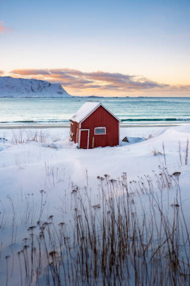 Nikon magazine - ZR tried and tested 